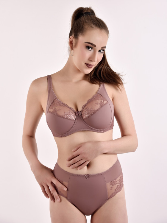 detail podprsenka HALINA