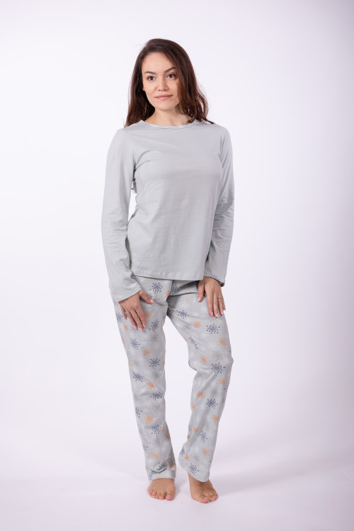 detail pyžamo JULIE